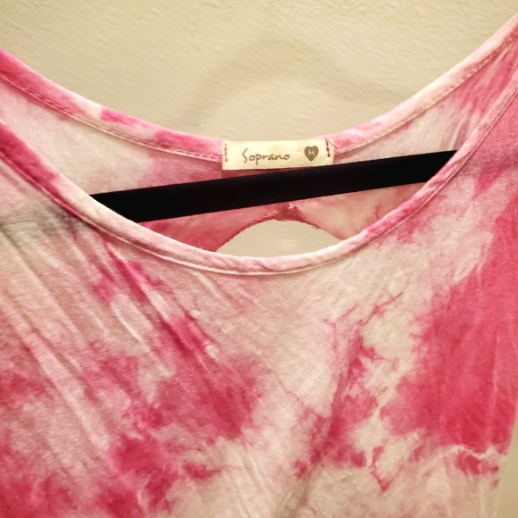 Twist open back tank - Picture 5 of 6